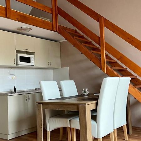 Gyula Var Premium Apartman Exterior photo