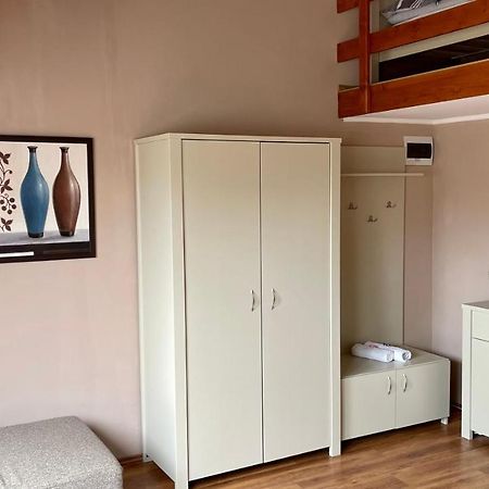 Gyula Var Premium Apartman Exterior photo