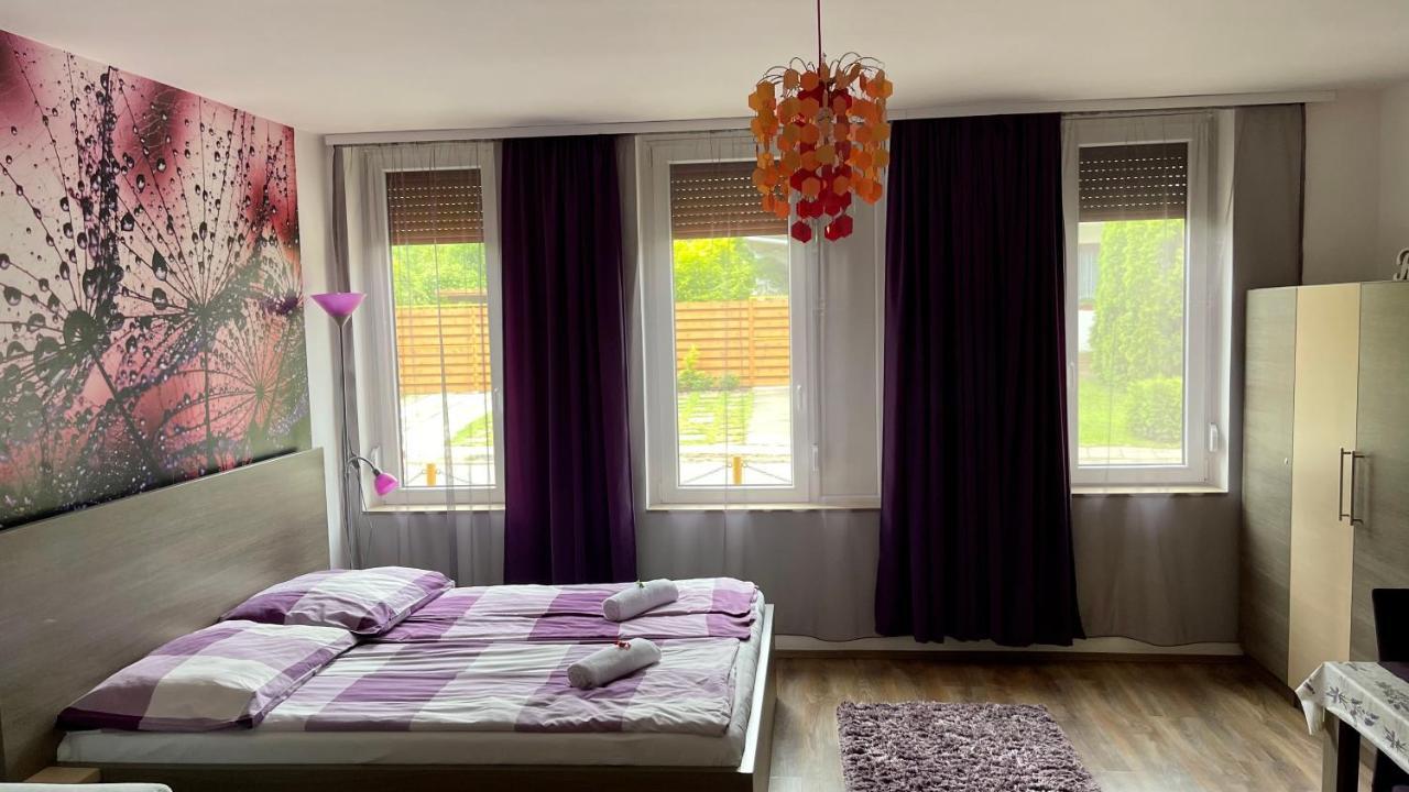 Gyula Var Premium Apartman Exterior photo